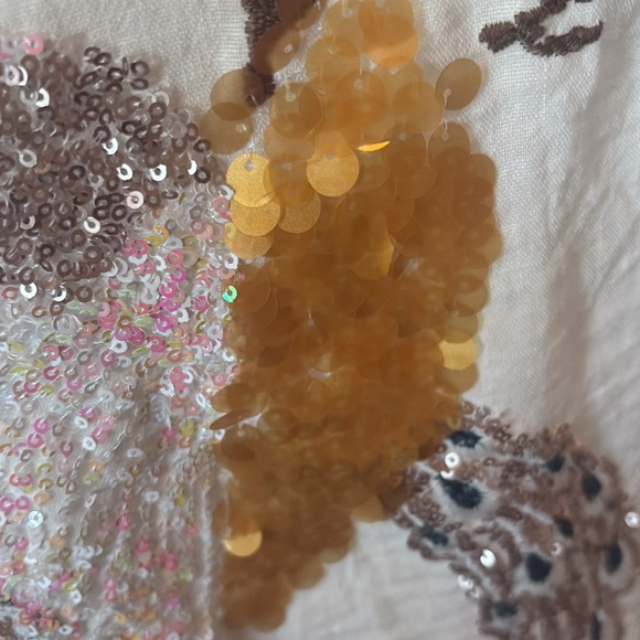 Classy and trendy Embroidered White top with a slip
On pants set - Picture 6 of 10